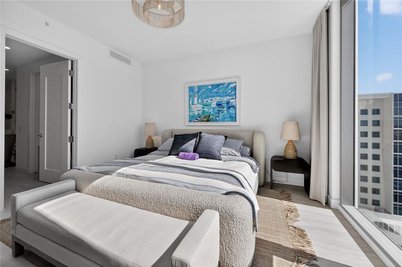 301 Quay Commons, Unit 1807, Sarasota, FL 34236 Photo