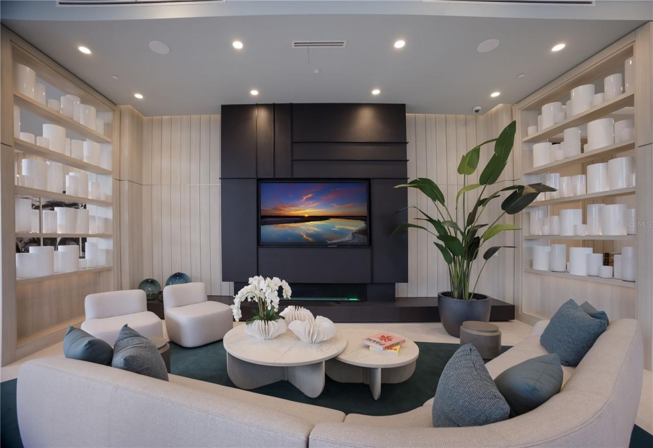 301 Quay Commons, Unit 1807, Sarasota, FL 34236 Photo