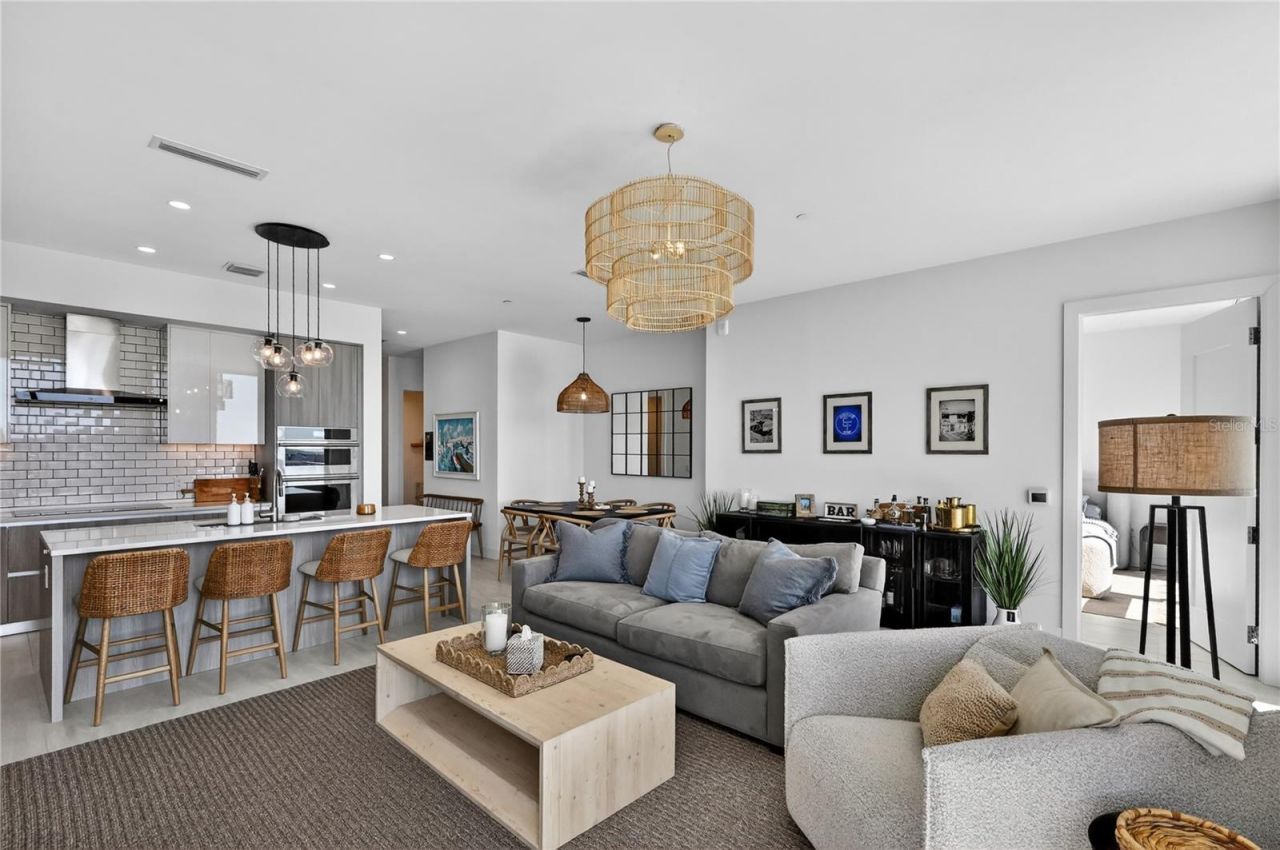 301 Quay Commons, Unit 1807, Sarasota, FL 34236 Photo