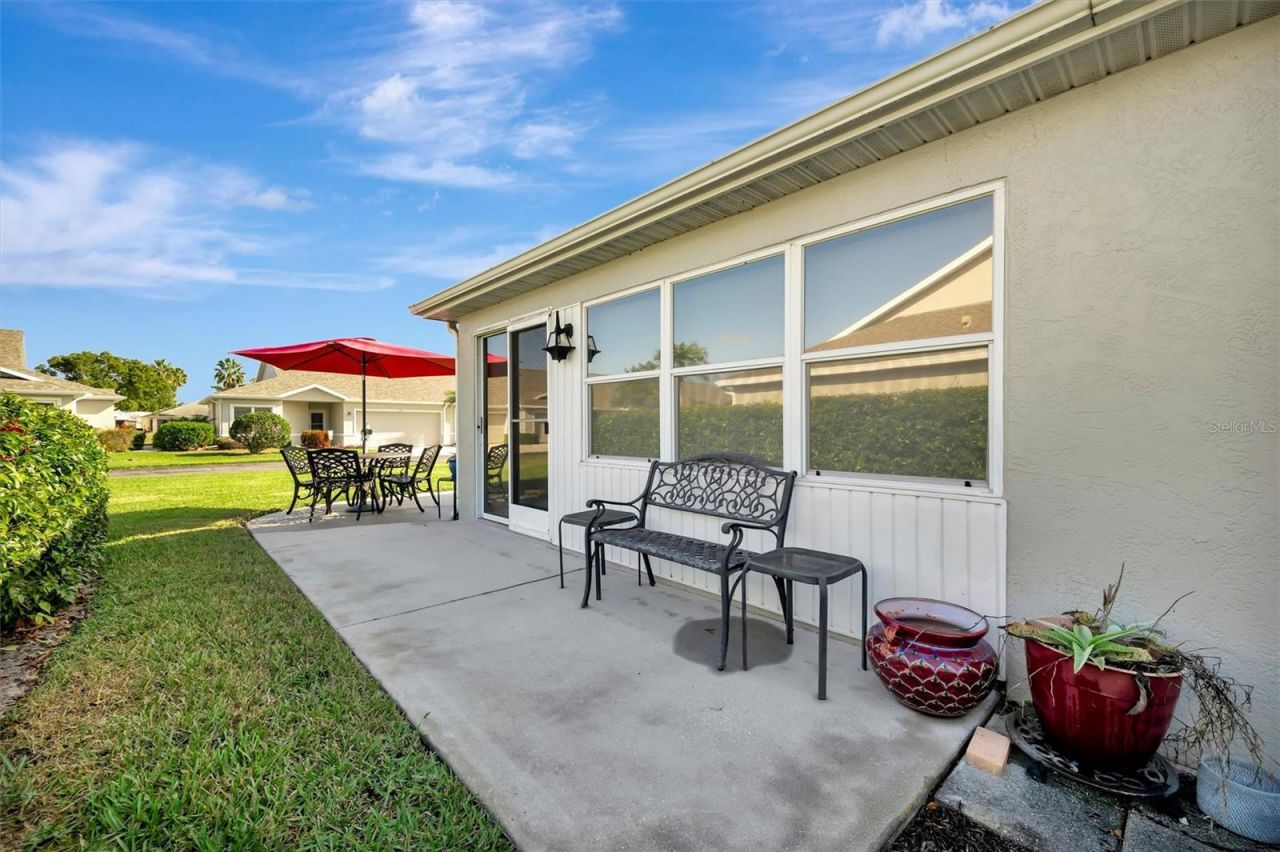 1612 Fairway Oaks Drive, Palmetto, FL 34221 Photo