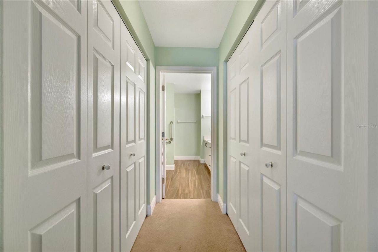 1612 Fairway Oaks Drive, Palmetto, FL 34221 Photo