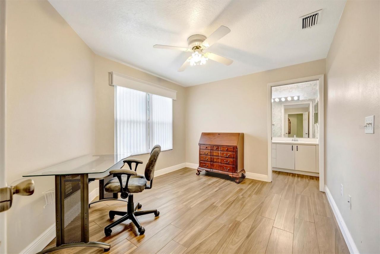 1612 Fairway Oaks Drive, Palmetto, FL 34221 Photo