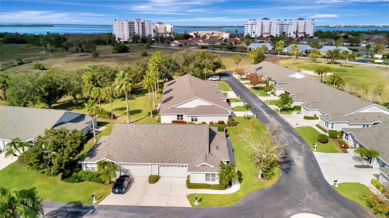 1612 Fairway Oaks Drive, Palmetto, FL 34221 Photo