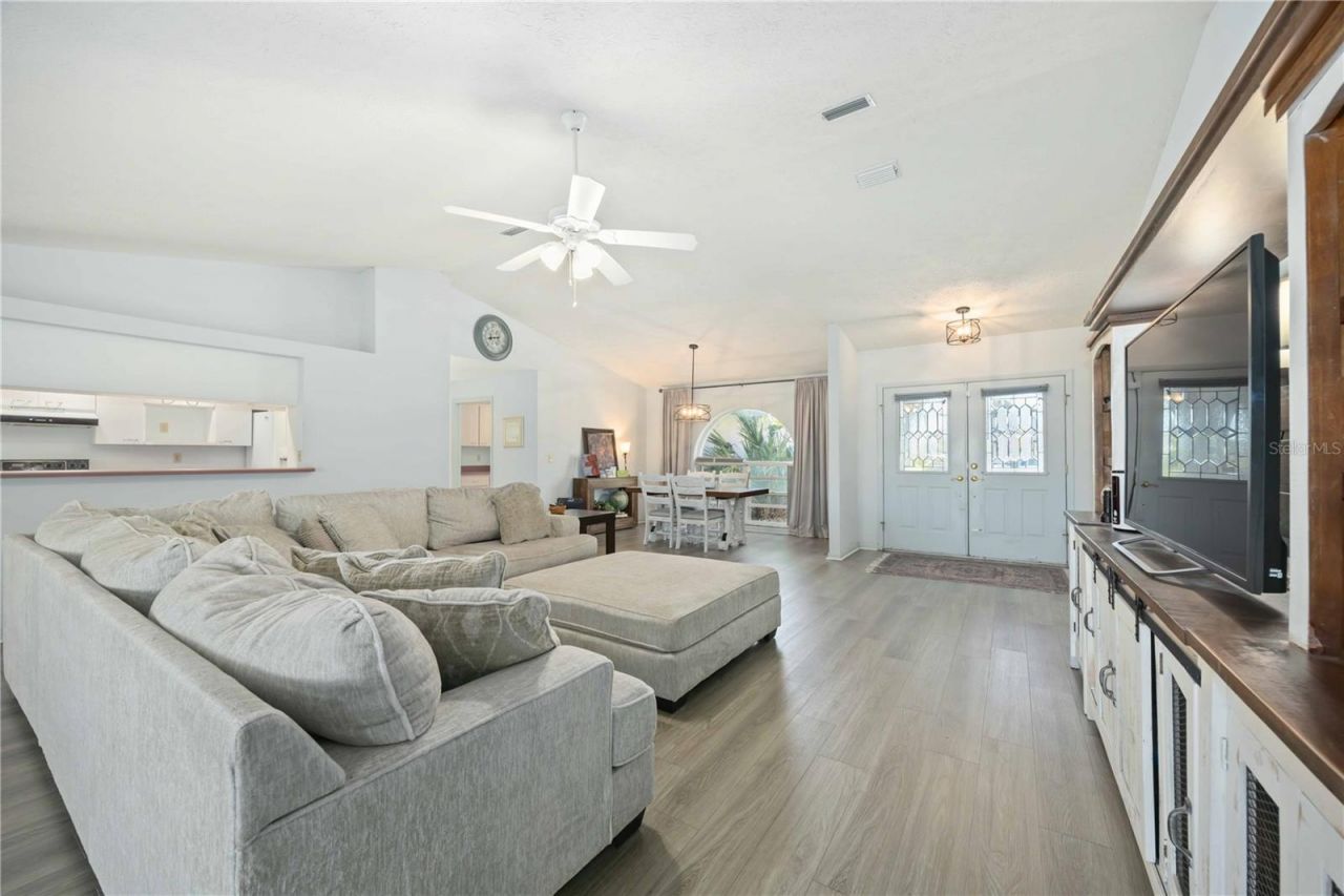 2926 Meadowood Lane, Sebring, FL 33875 Photo