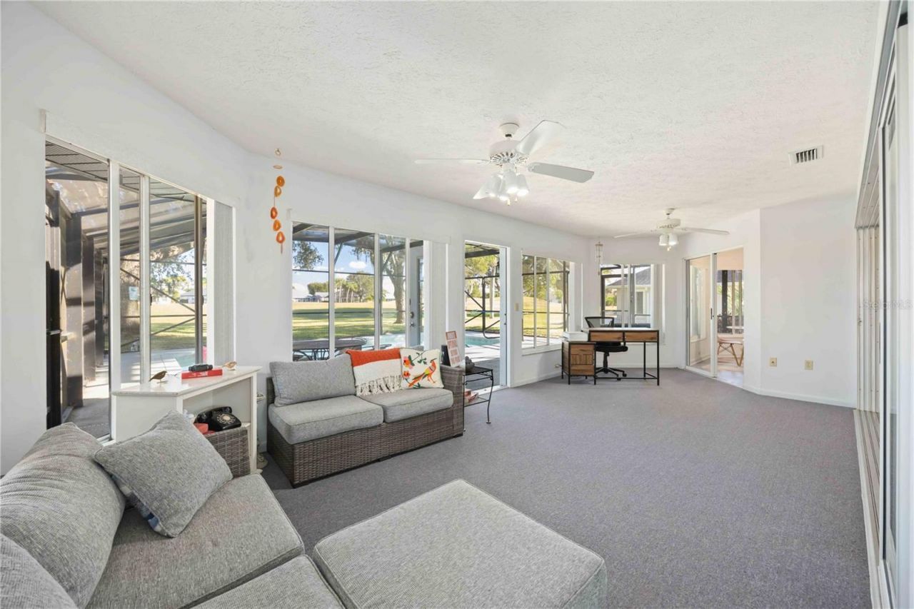 2926 Meadowood Lane, Sebring, FL 33875 Photo