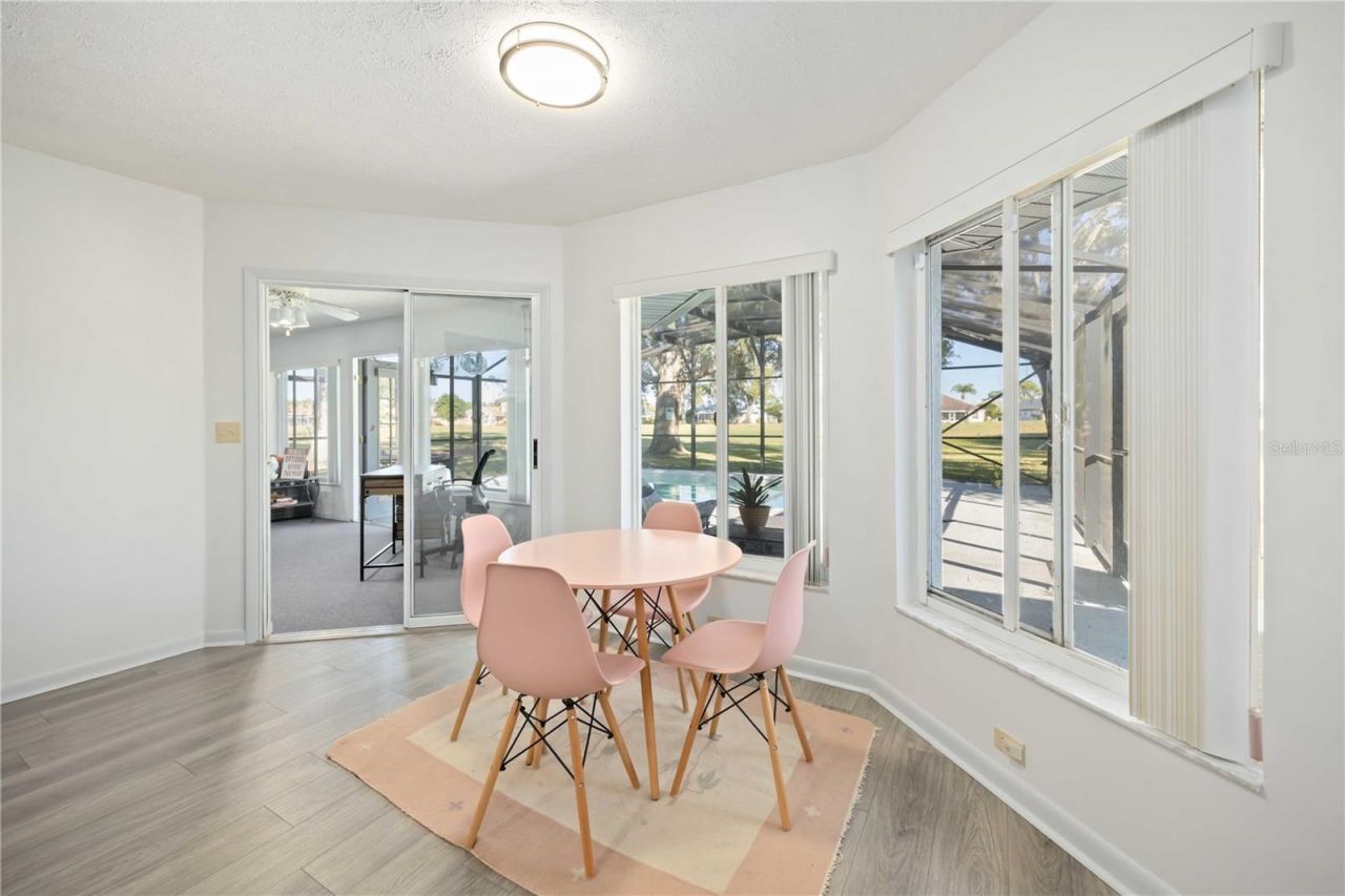 2926 Meadowood Lane, Sebring, FL 33875 Photo