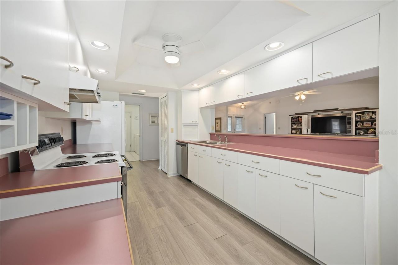 2926 Meadowood Lane, Sebring, FL 33875 Photo