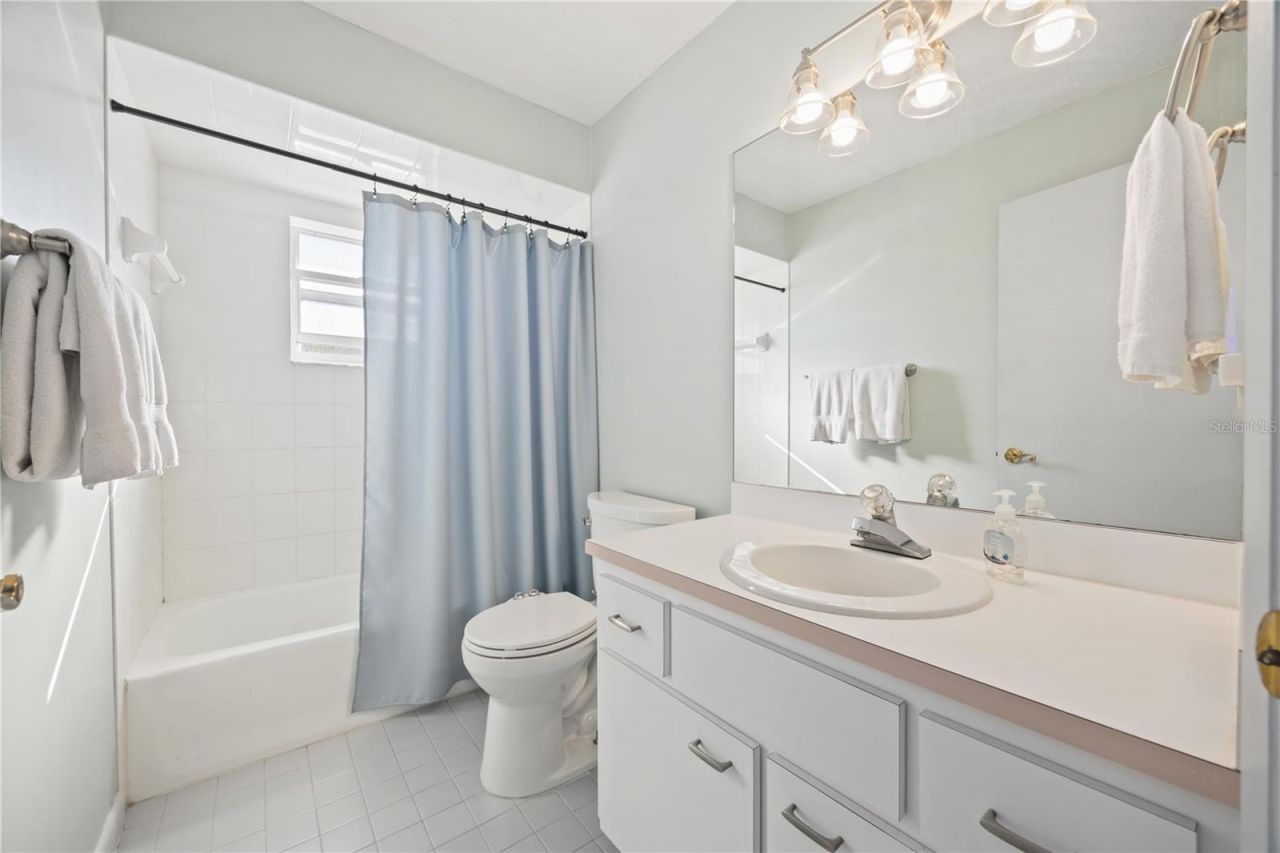 2926 Meadowood Lane, Sebring, FL 33875 Photo