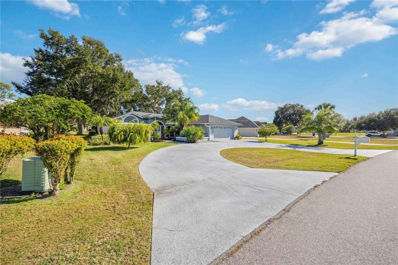 2926 Meadowood Lane, Sebring, FL 33875 Photo