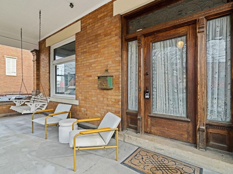 496 S 3rd Street, Columbus, OH 43215 Photo 3