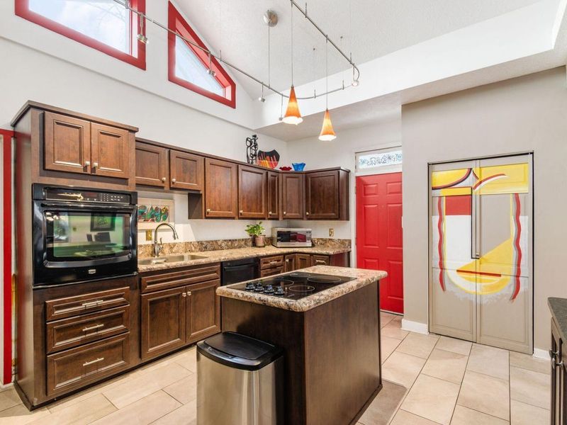 1046 Summit Street, Columbus, OH 43201 Photo 10