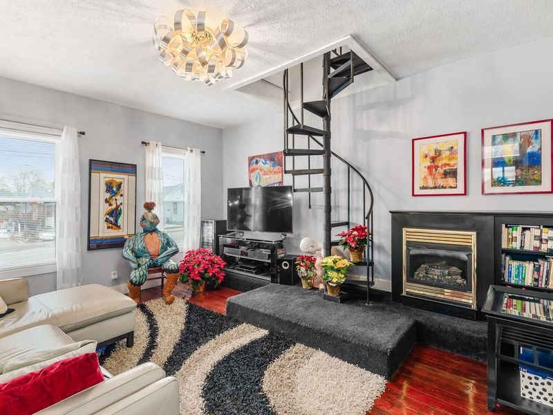1046 Summit Street, Columbus, OH 43201 Photo 8