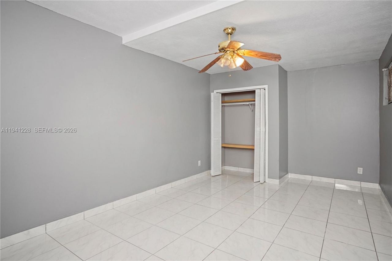 8011 NW 27th Pl, Sunrise, FL 33322 Photo