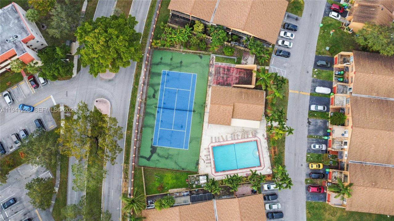 8011 NW 27th Pl, Sunrise, FL 33322 Photo