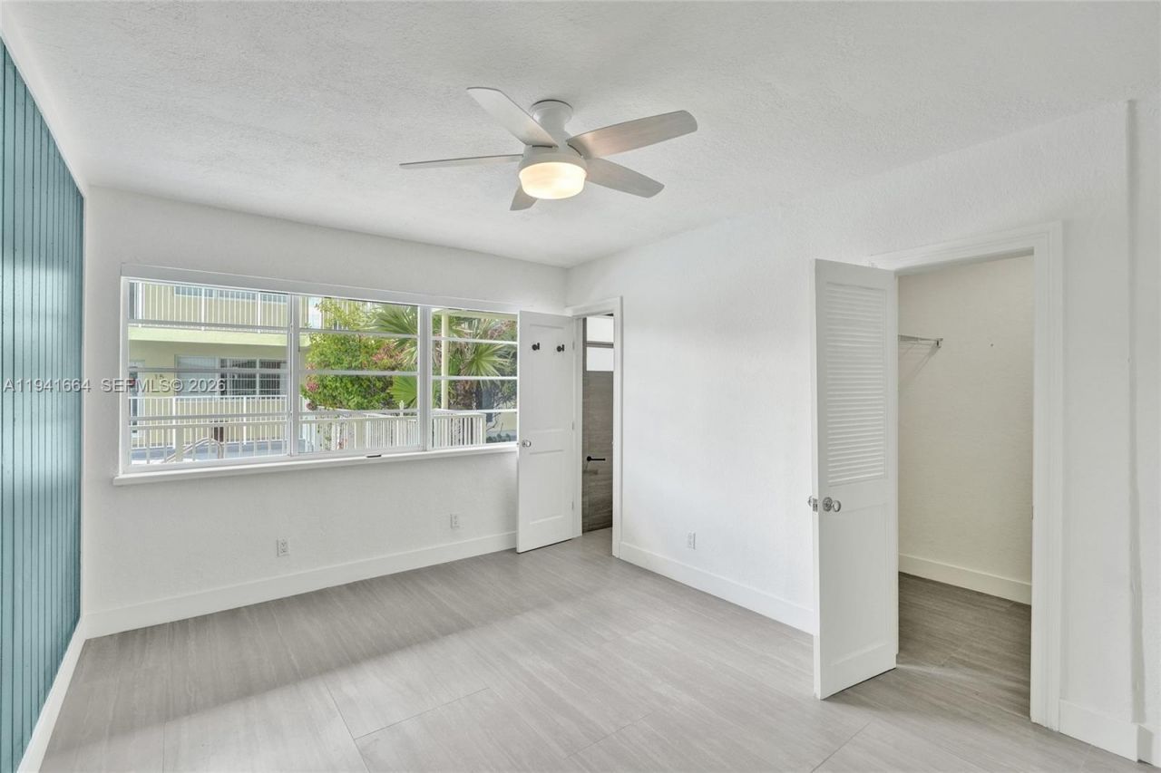 350 S Shore Dr, Unit 5, Miami Beach, FL 33141 Photo