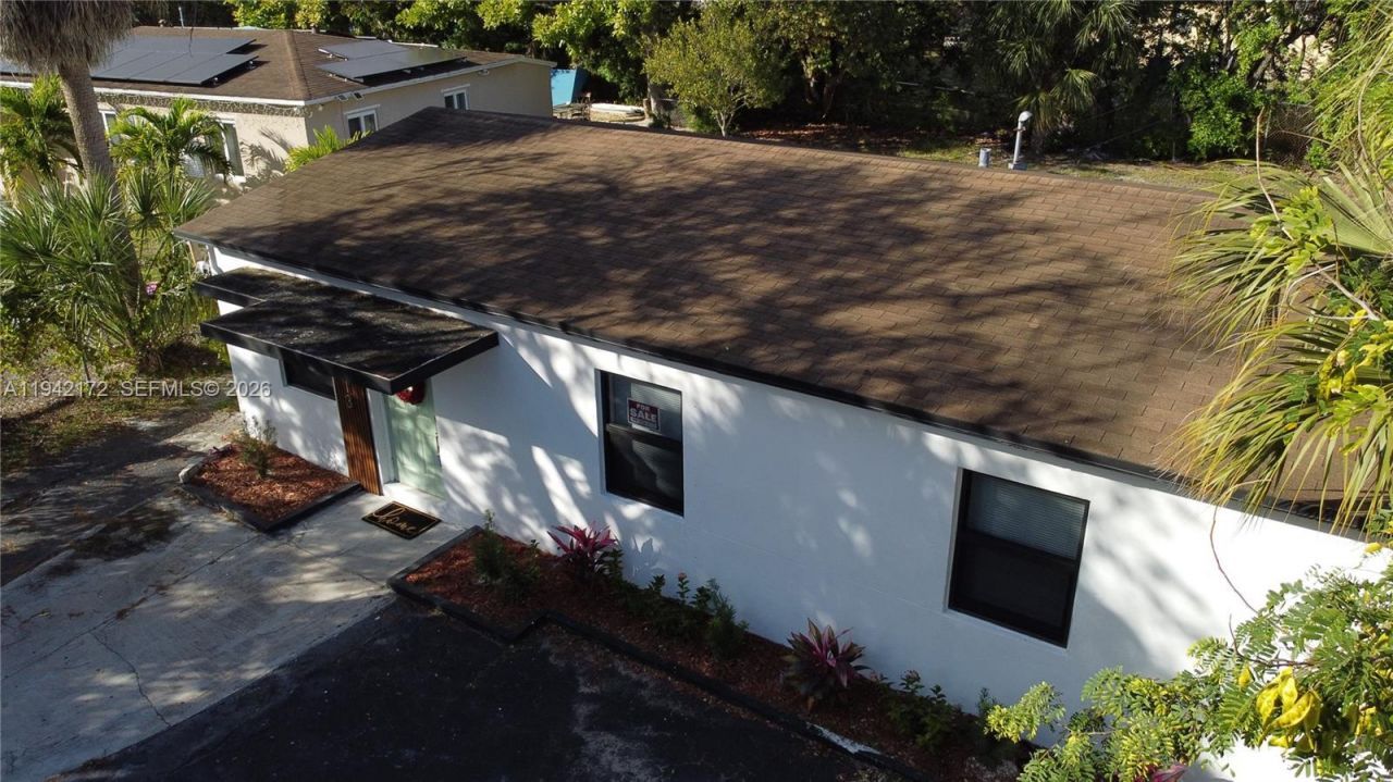 1613 NW 12th St, Fort Lauderdale, FL 33311 Photo