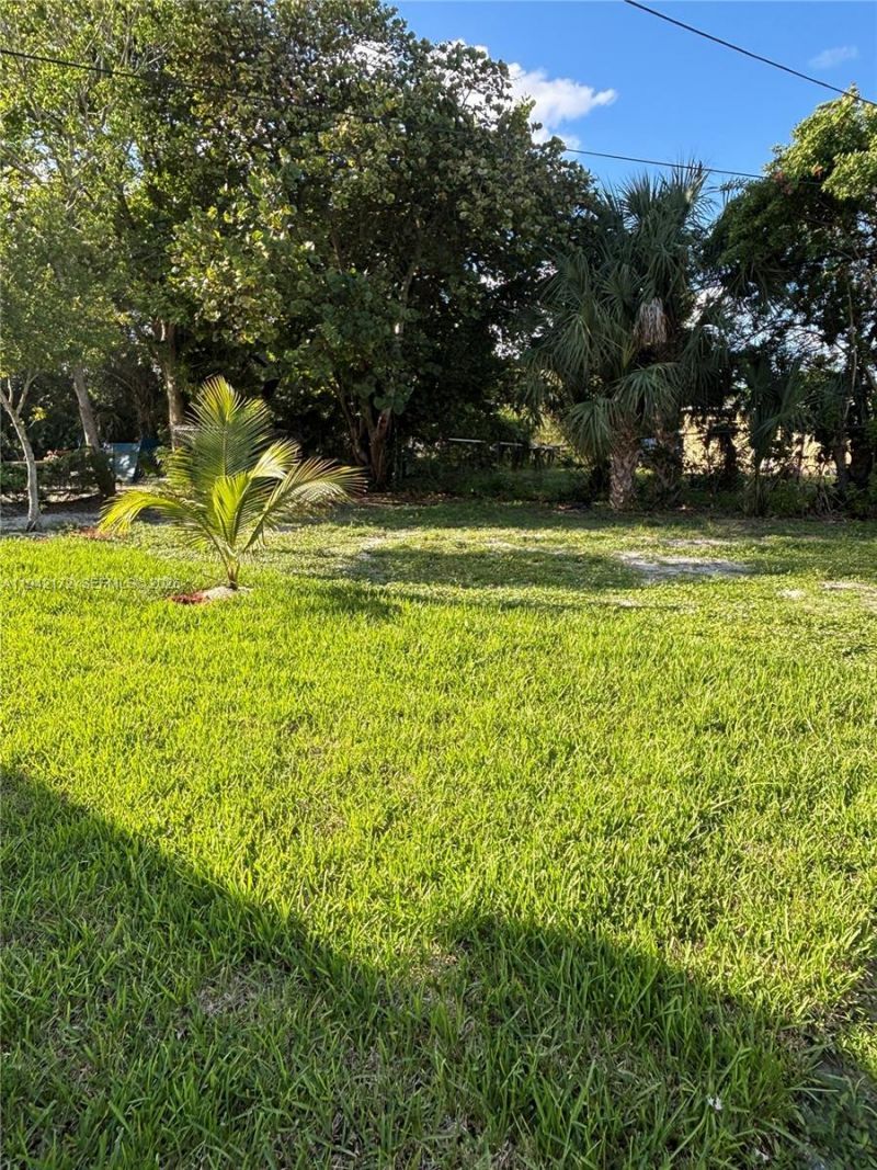 1613 NW 12th St, Fort Lauderdale, FL 33311 Photo