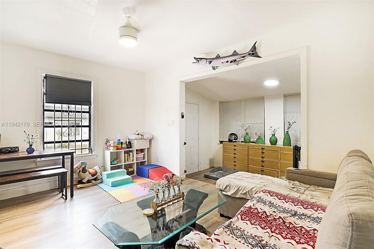 3021 Avenue J, Riviera Beach, FL 33404 Photo