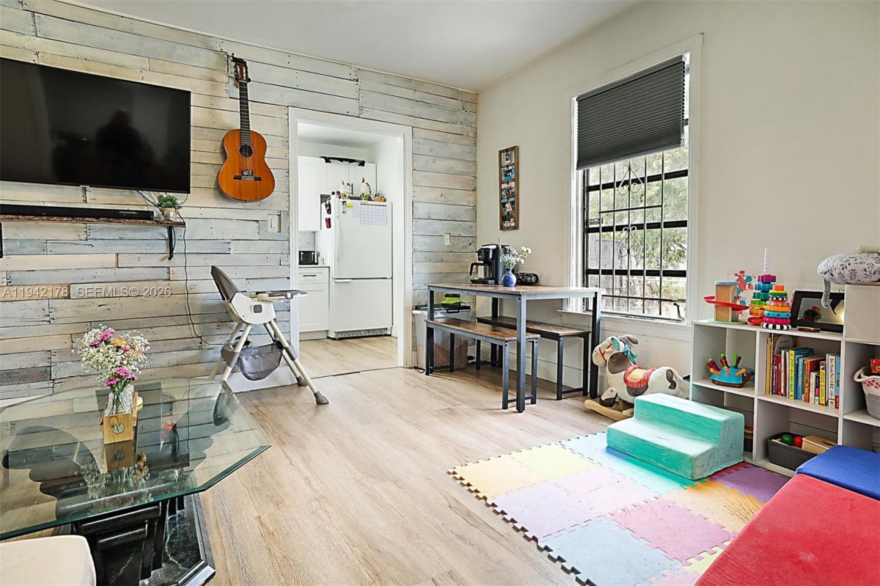 3021 Avenue J, Riviera Beach, FL 33404 Photo