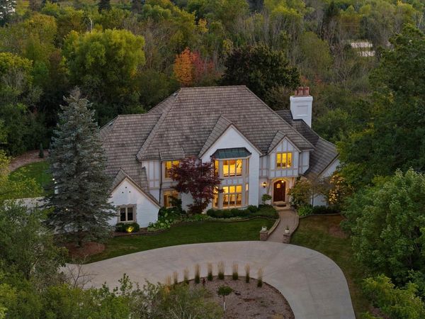 2751 W Deer Creek COURT, River Hills, WI 53217