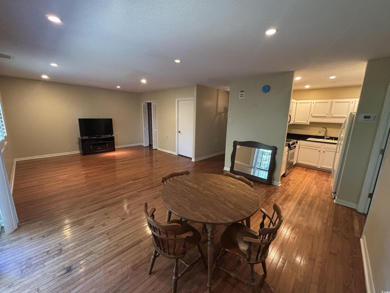 5001 Little River Rd. Photo 4