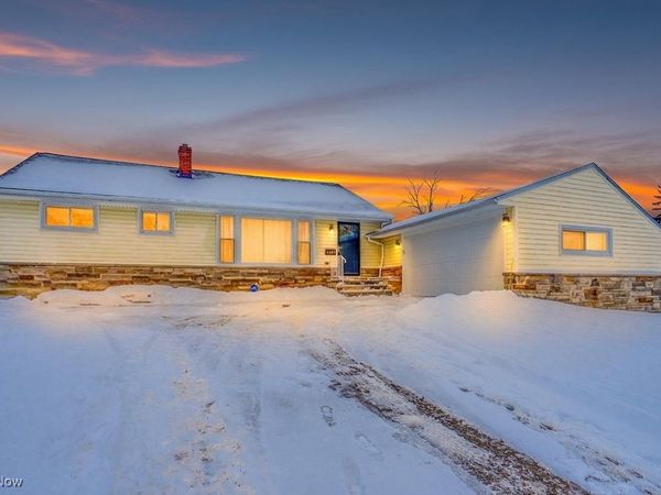 4485 Longleaf Road, Warrensville Heights, OH 44128