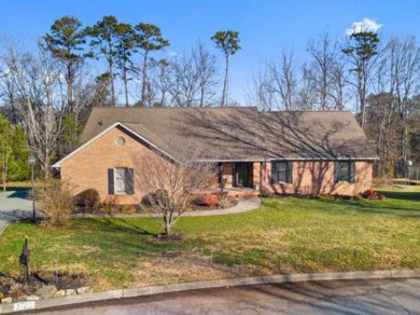 3720 Whitworth Drive, Knoxville, TN 37938