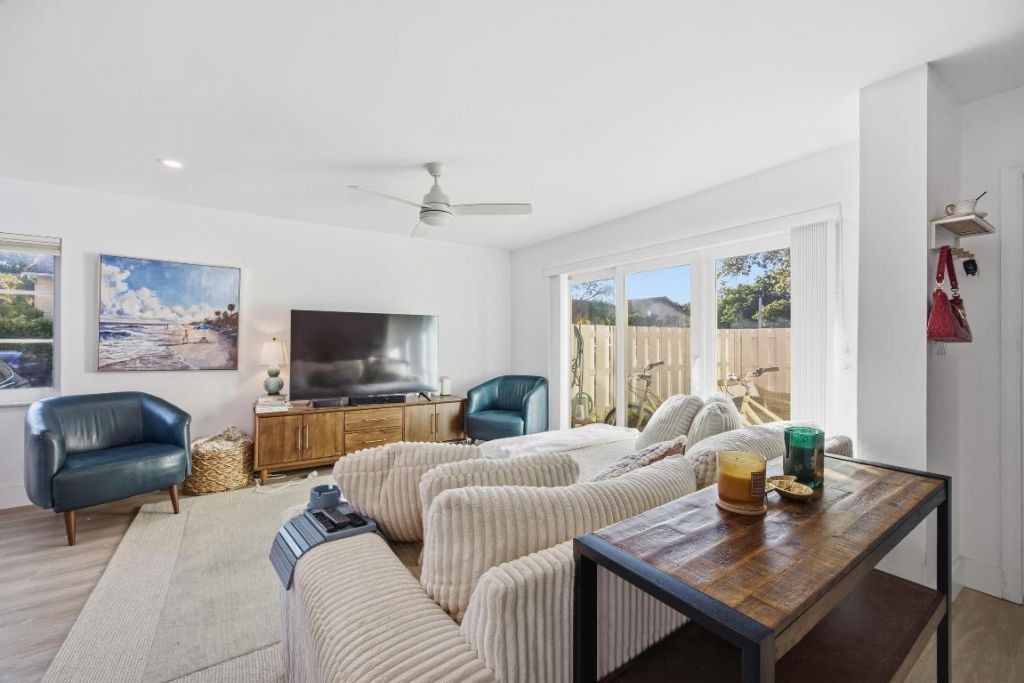 153 Seabreeze Circle, Jupiter, FL 33477 Photo