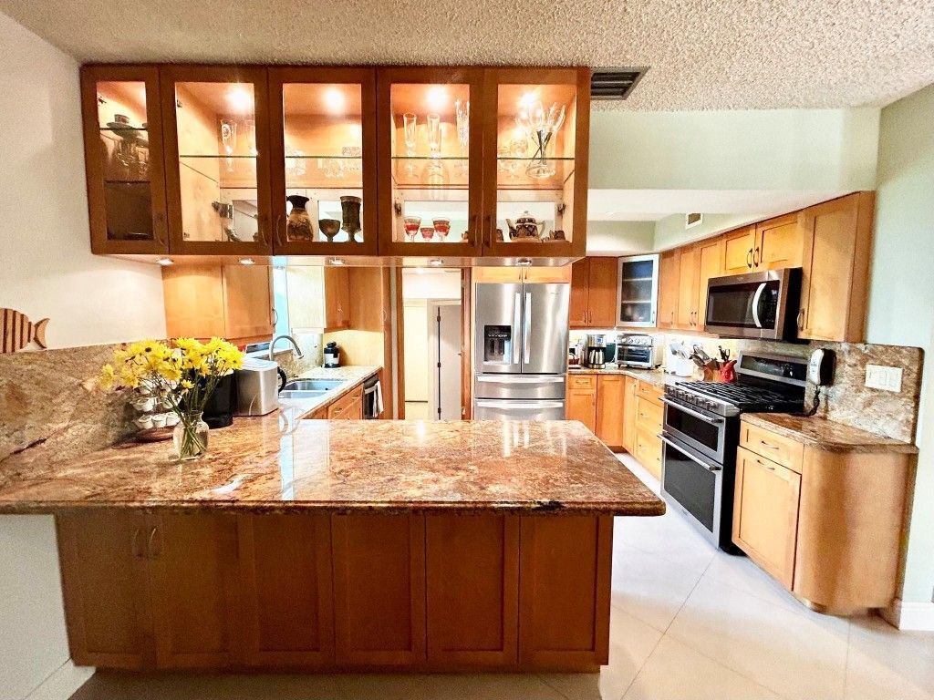 12900 N Bayshore Dr, North Miami, FL 33181 Photo