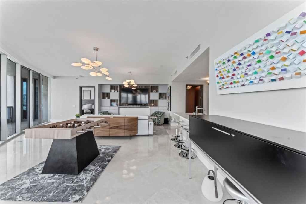 5959 Collins Avenue, Unit 1201, Miami Beach, FL 33140 Photo