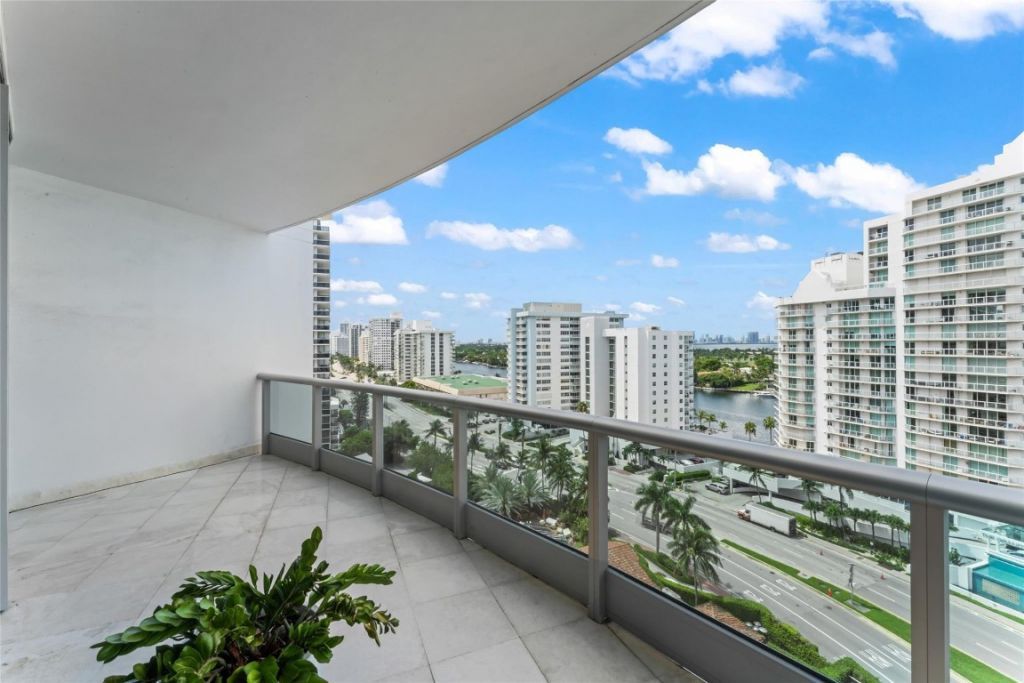 5959 Collins Avenue, Unit 1201, Miami Beach, FL 33140 Photo