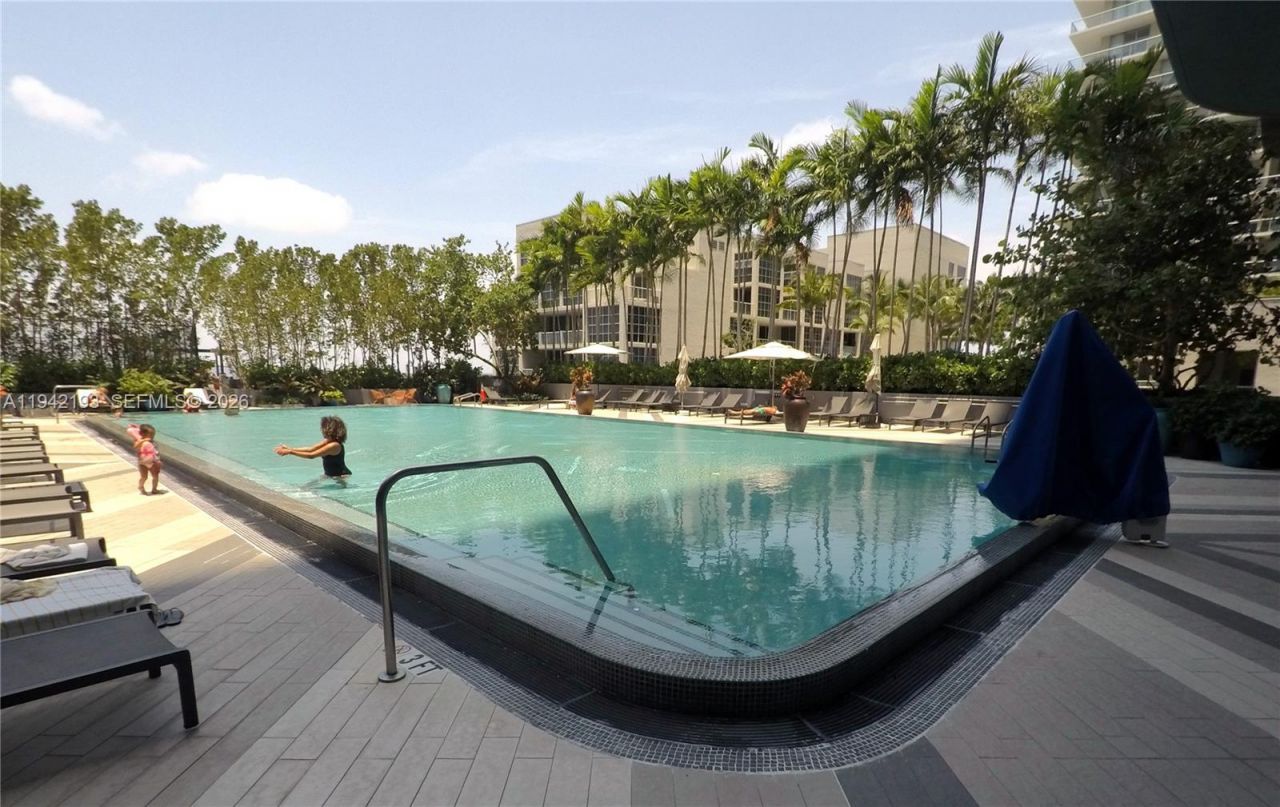 121 NE 34th St, Unit 1008, Miami, FL 33137 Photo