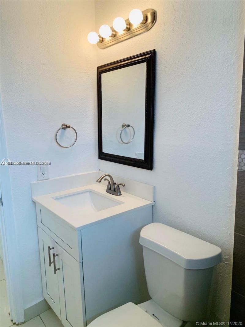 220 NW 63rd St, Unit 3, Miami, FL 33150 Photo