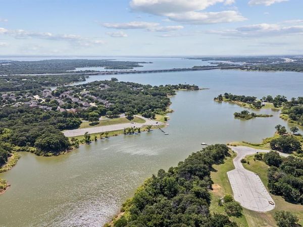 1155 Point Vista Road, Hickory Creek, TX 75065