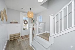 106 True Blue Loop photo 4