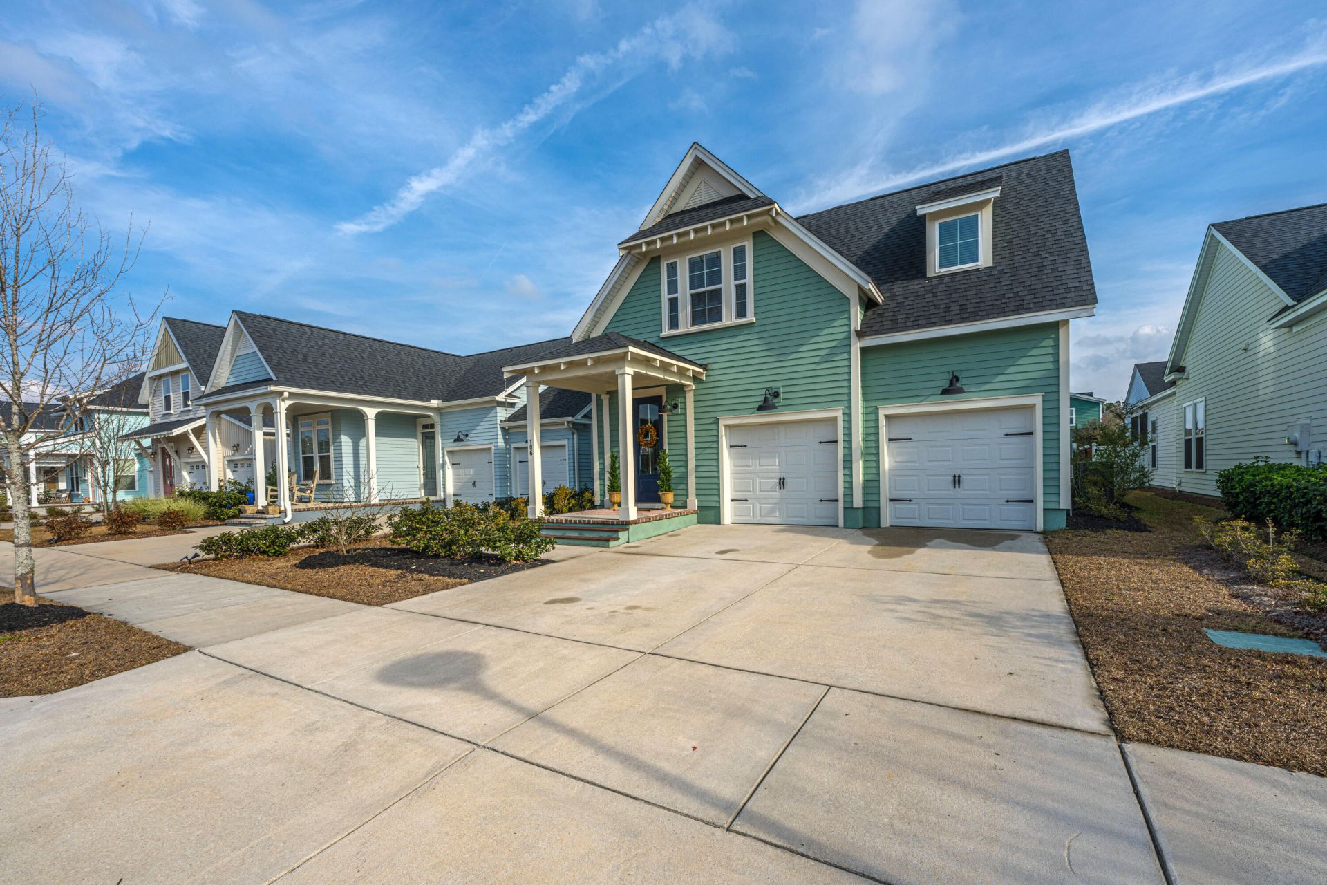 106 True Blue Loop Photo 38