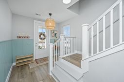 106 True Blue Loop photo 4