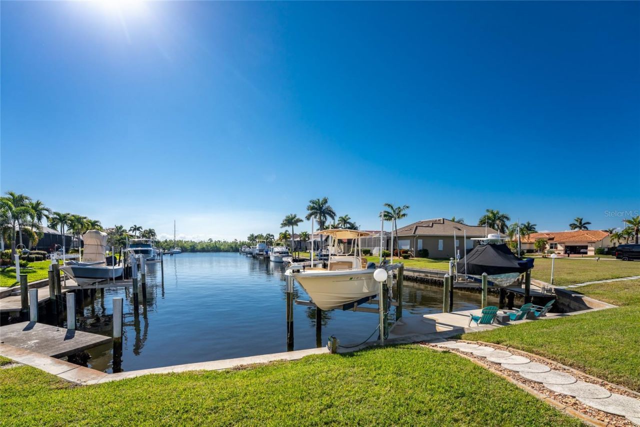2611 Ryan Boulevard, Punta Gorda, FL 33950 Photo