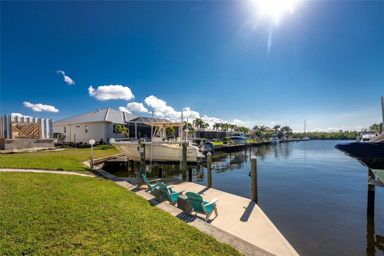 2611 Ryan Boulevard, Punta Gorda, FL 33950 Photo