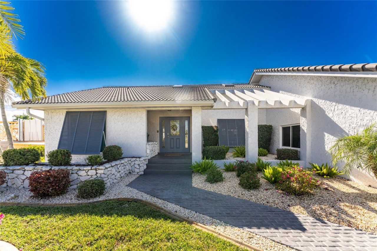 2611 Ryan Boulevard, Punta Gorda, FL 33950 Photo