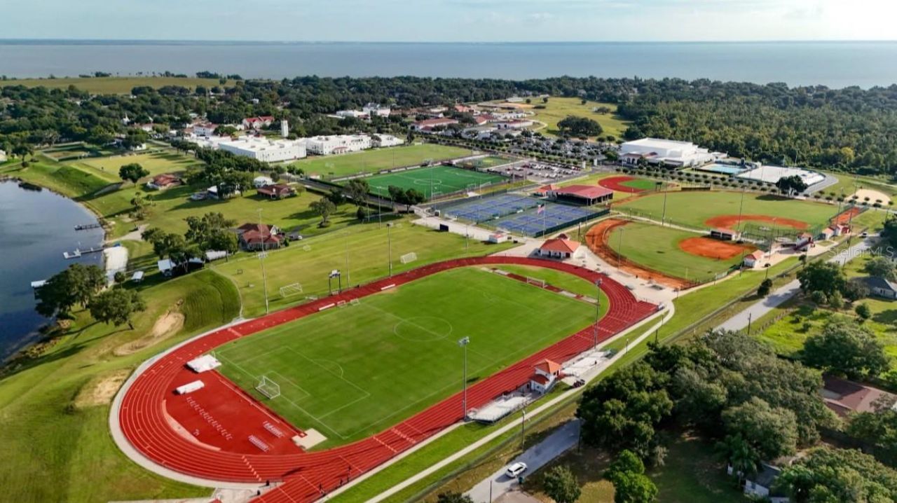 20404 Wolf Springs Court, Clermont, FL 34715 Photo