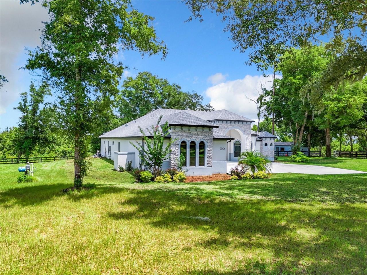 20404 Wolf Springs Court, Clermont, FL 34715 Photo