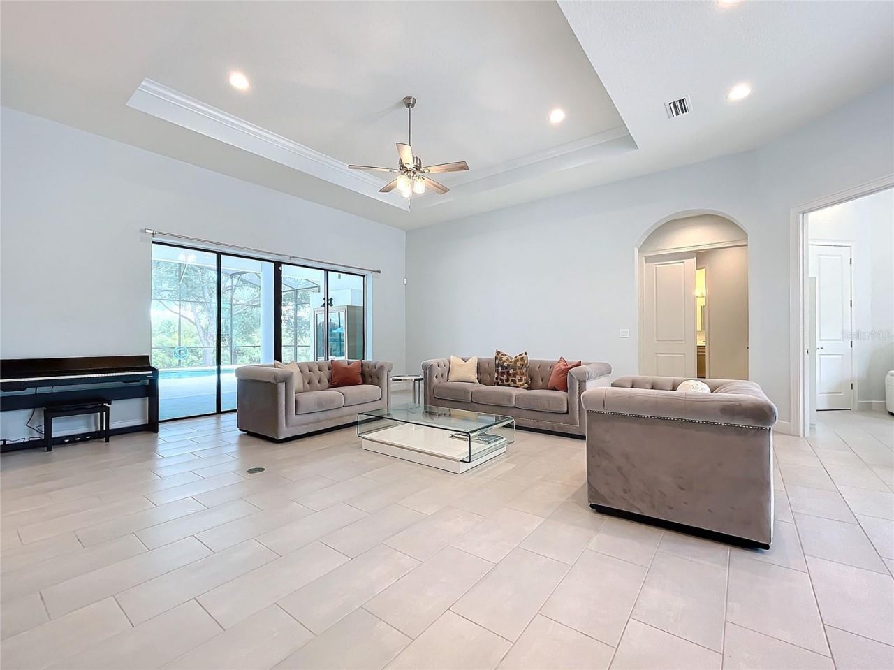 20404 Wolf Springs Court, Clermont, FL 34715 Photo