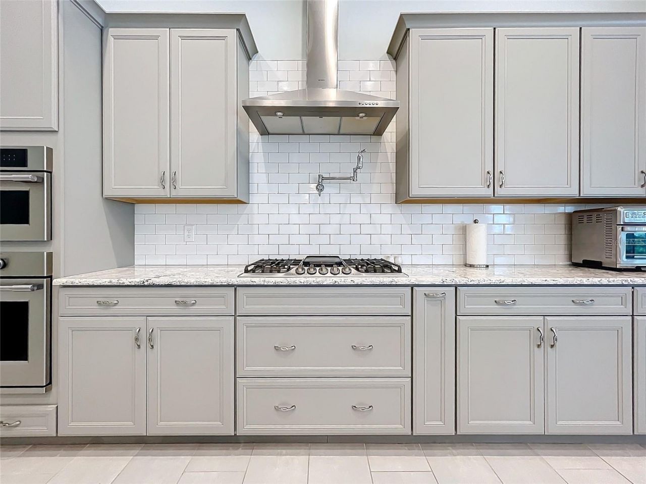 20404 Wolf Springs Court, Clermont, FL 34715 Photo