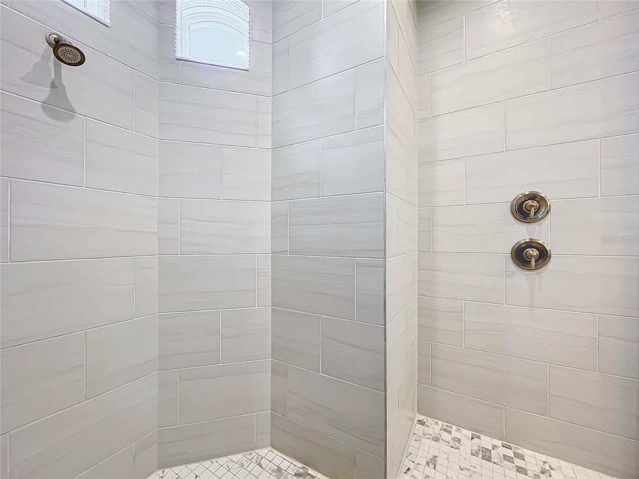 20404 Wolf Springs Court, Clermont, FL 34715 Photo