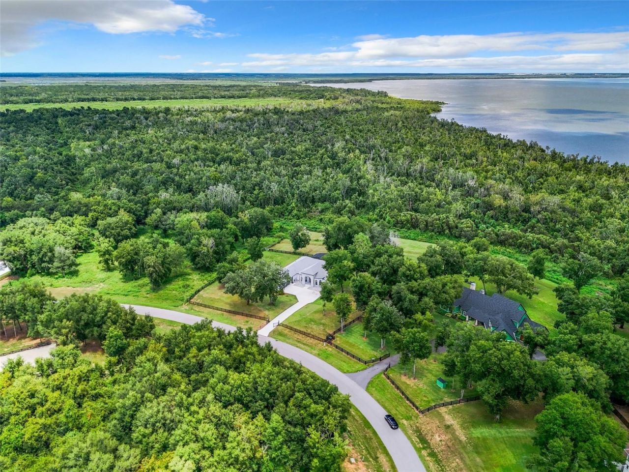 20404 Wolf Springs Court, Clermont, FL 34715 Photo