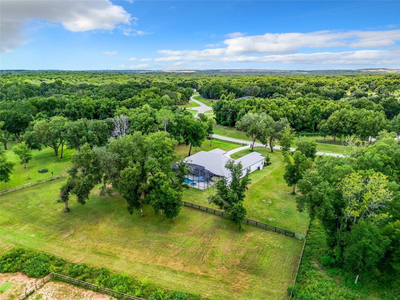 20404 Wolf Springs Court, Clermont, FL 34715 Photo