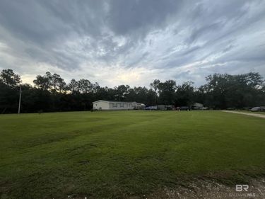 24600 Lazy Lane, Elberta, AL 36530