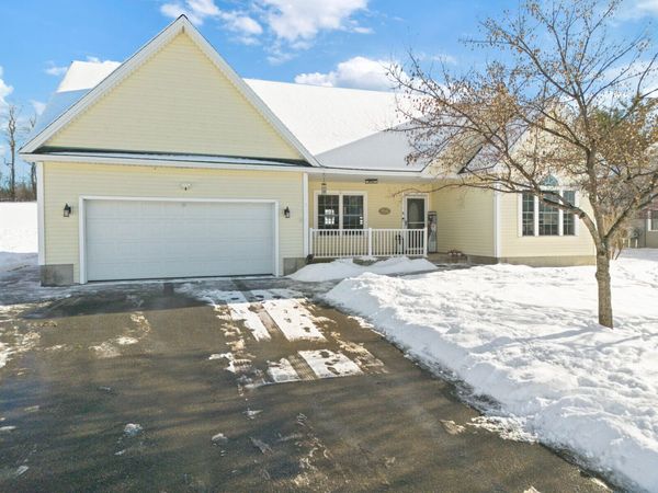 15 Fieldstone Drive, Augusta, ME 04330