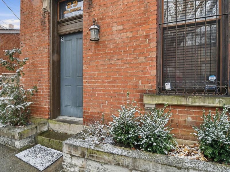 29 Mulberry Street, Cincinnati, OH 45202 Photo 1